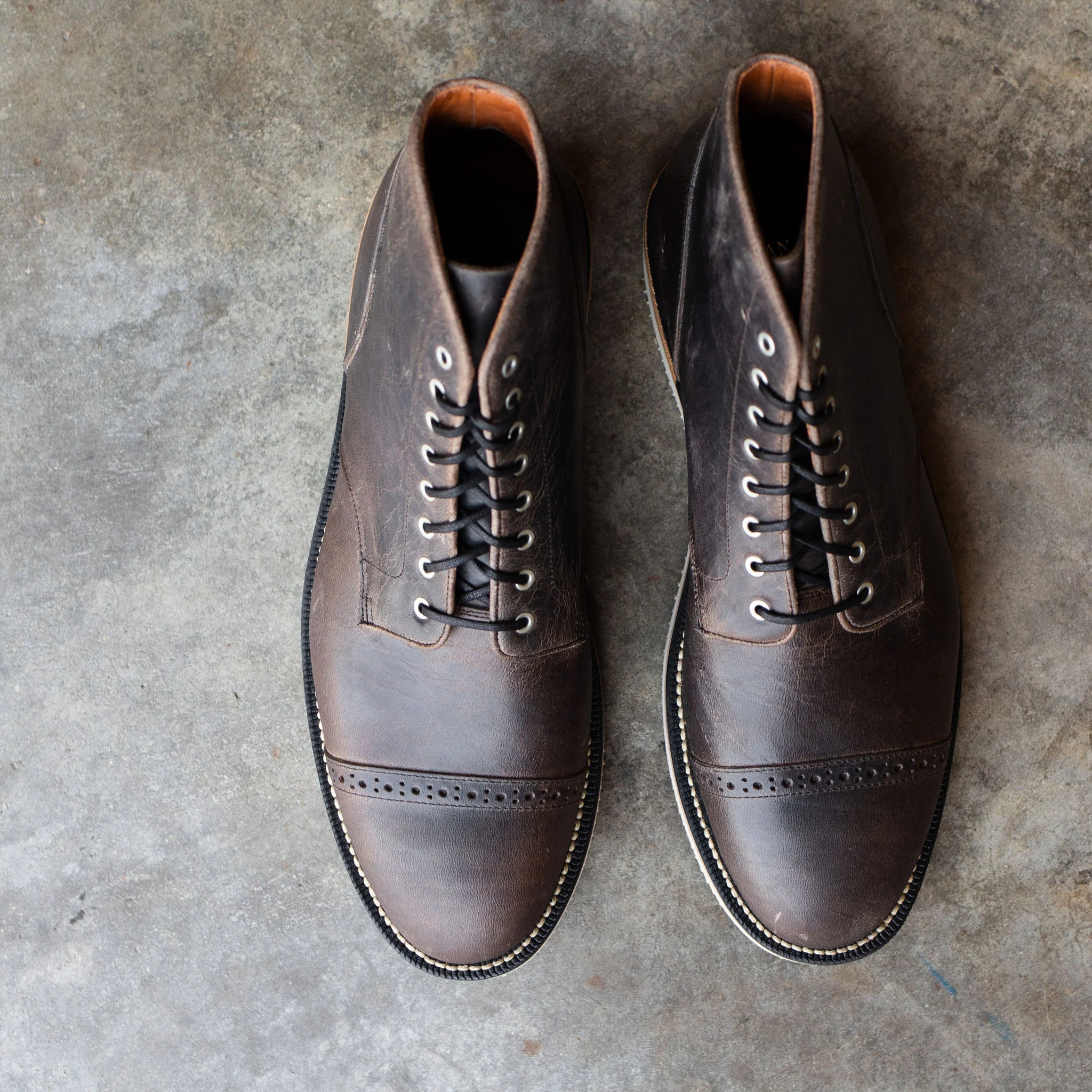 Garrison Boot Black Waxed Deer - Image 5